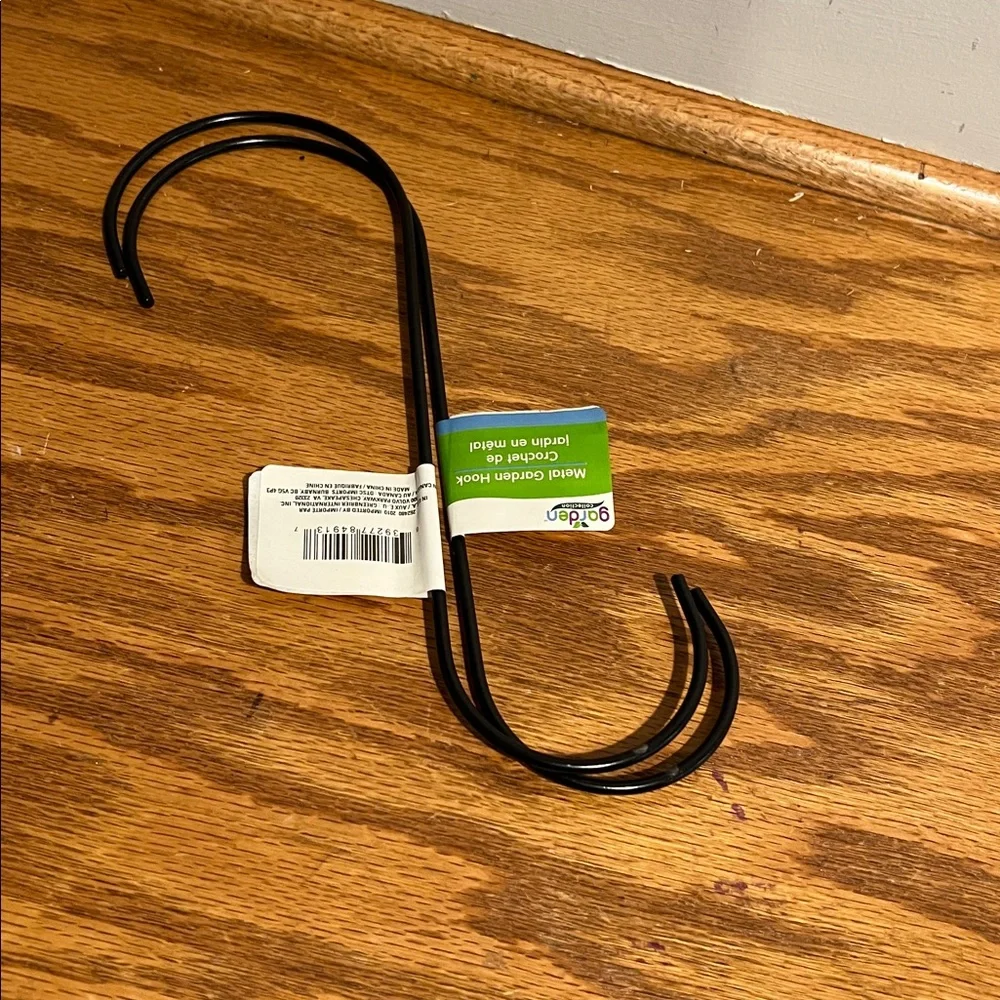Black Metal S-Hooks for Home Wall Decor